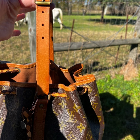 Louis Vuitton noe bucket bag - Picture 10 of 16